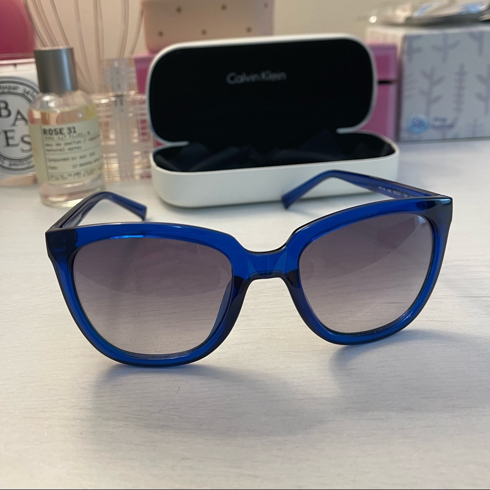 Blue Calvin Klein women’s oversized sunglasses.